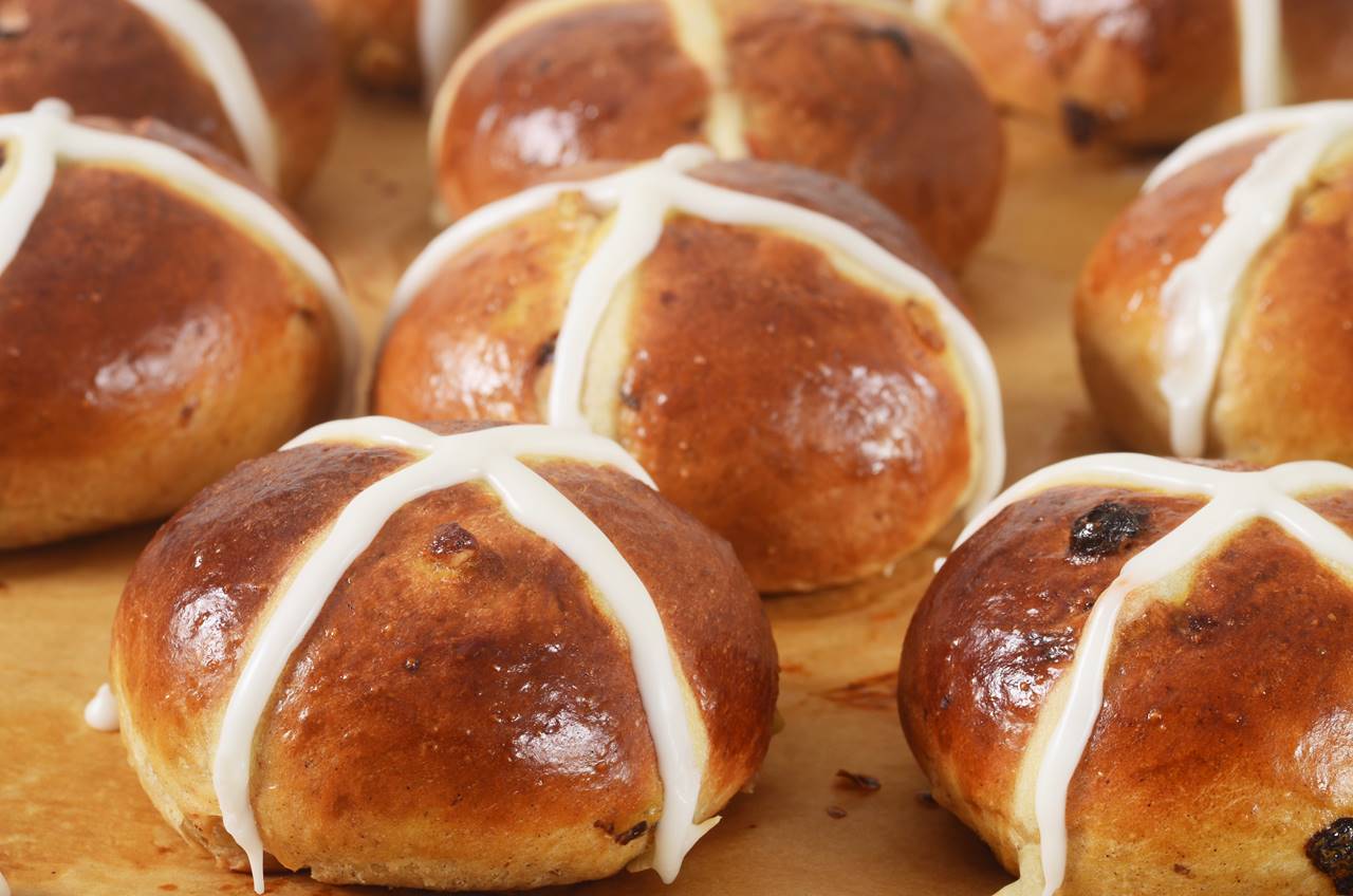 Buns for the Queen of Heaven!